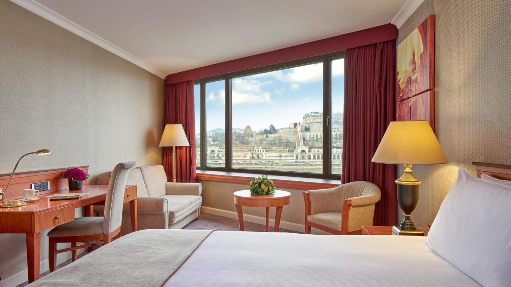 Premium King Room with River View