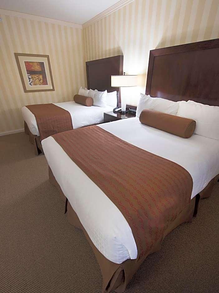 Deluxe Queen Room Two Queen Beds