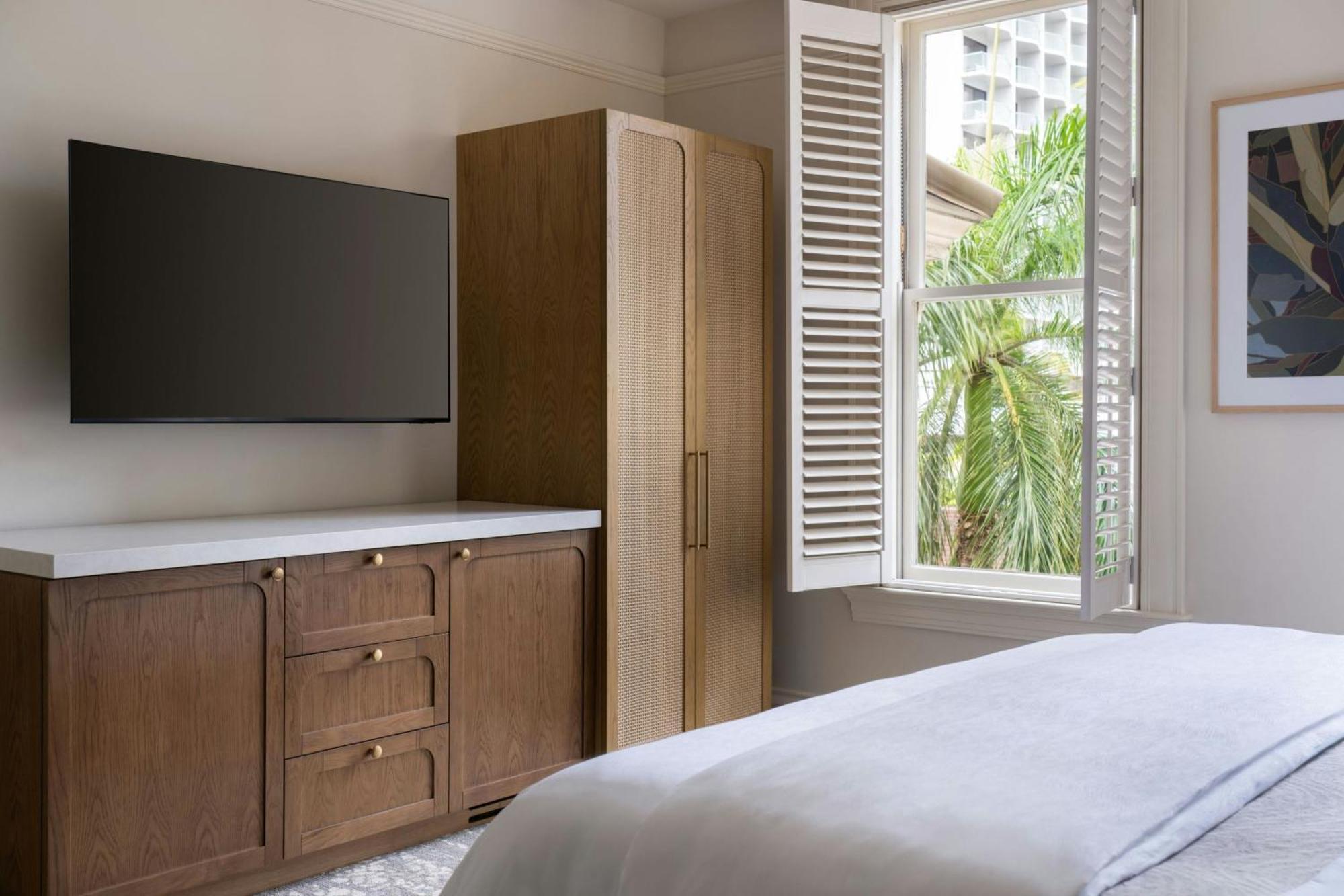 Banyan Deluxe 2 Queen