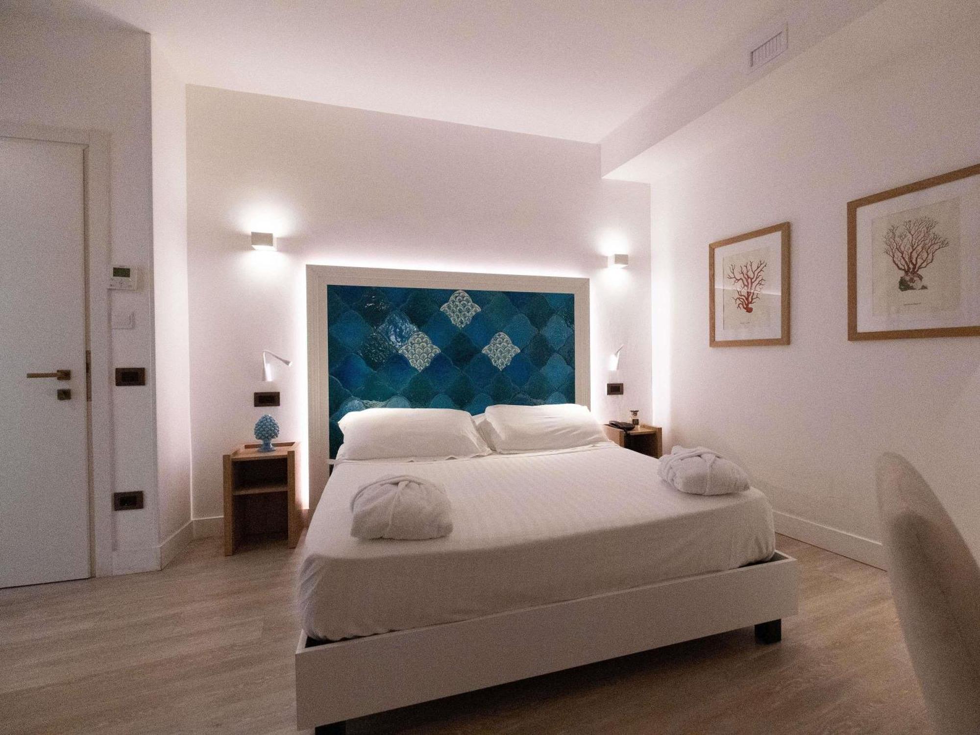 Classic Queen Room