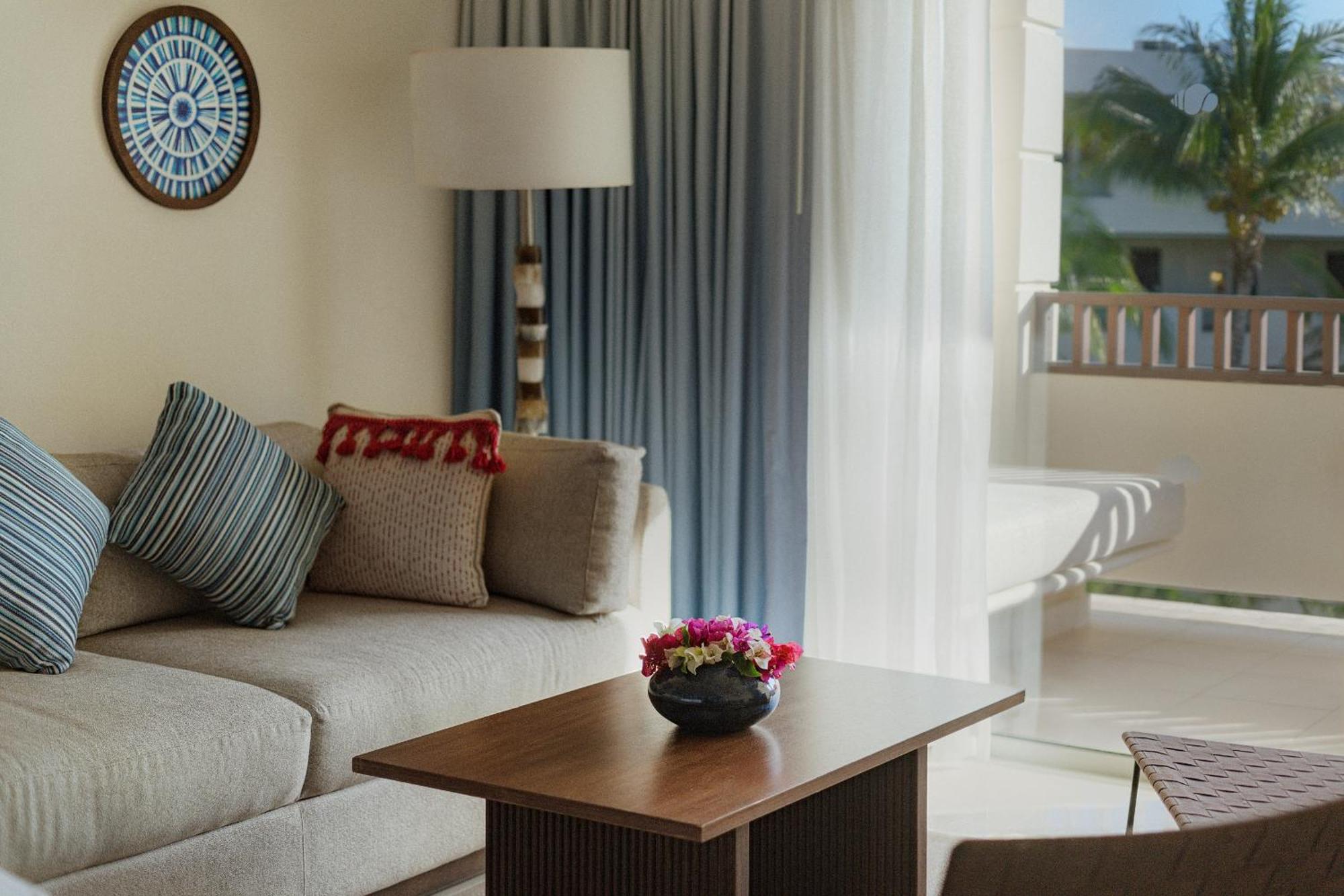 Suite Doble Junior con vistas tropicales