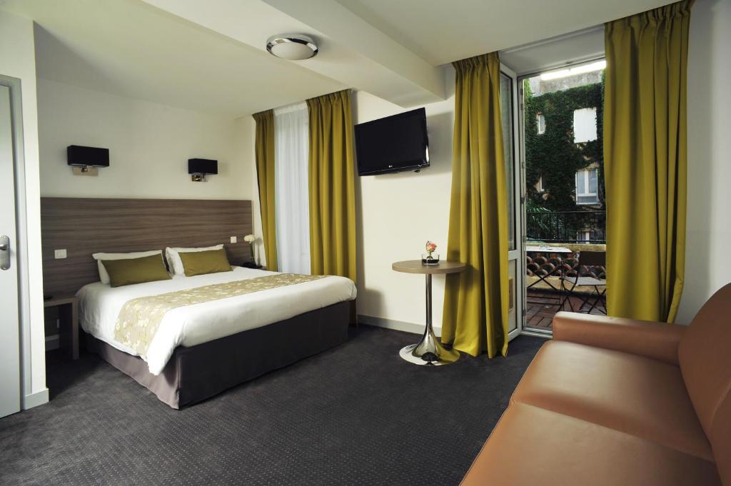 Privilege Quadruple Room