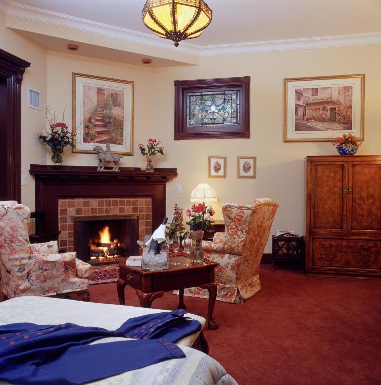 Mini Suite