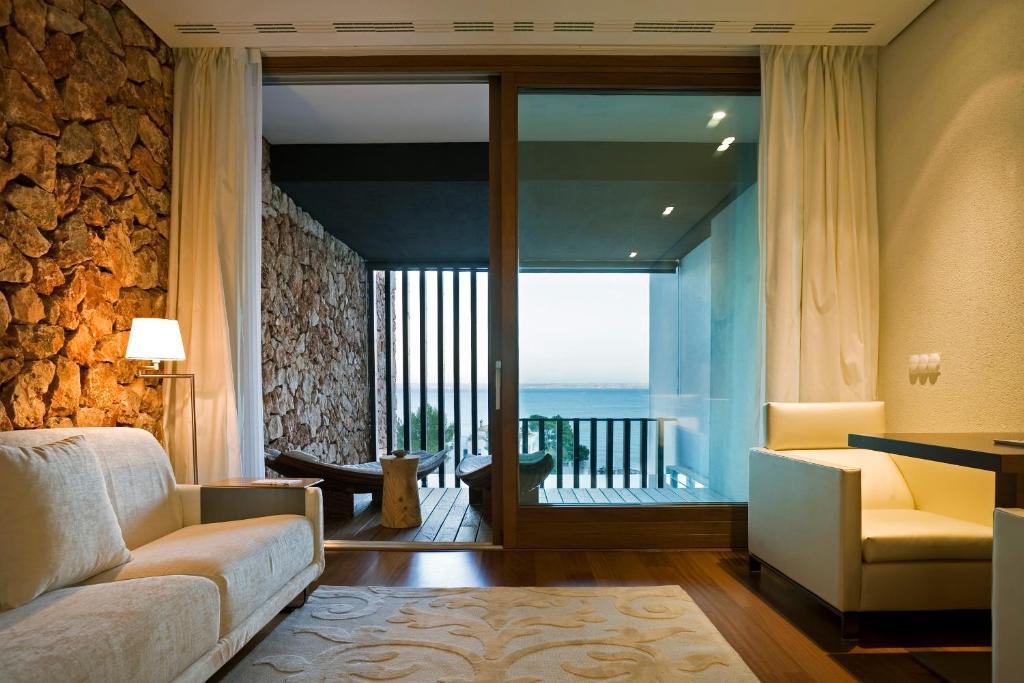 Deluxe Doppelzimmer mit Terrasse und Pool