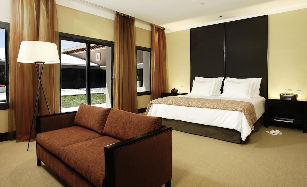 Quarto Superior com Cama King-size