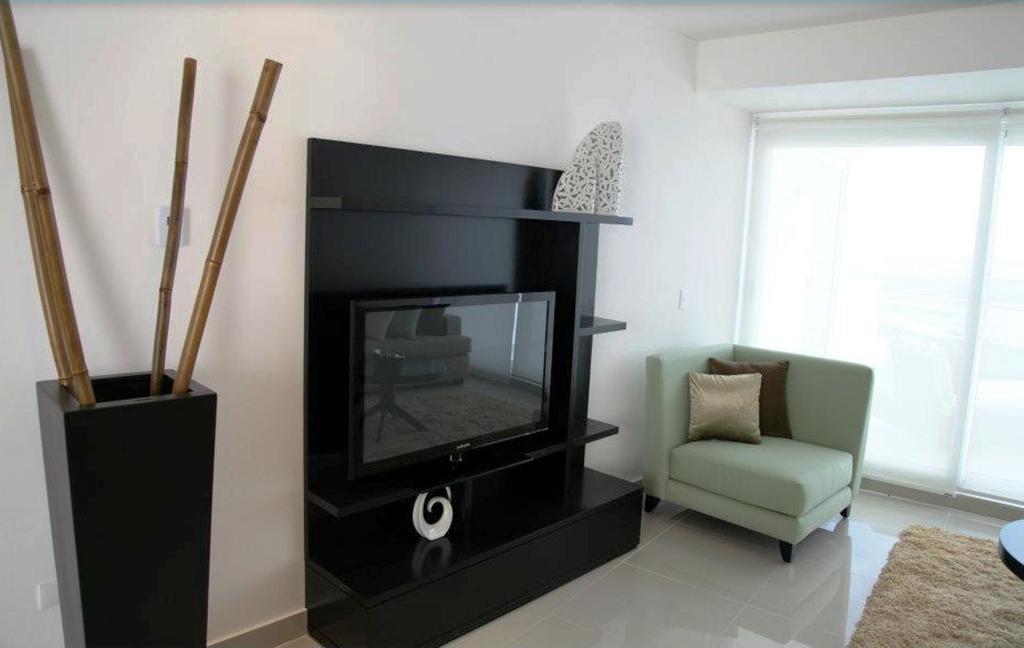 One Bedroom Suite Ocean View