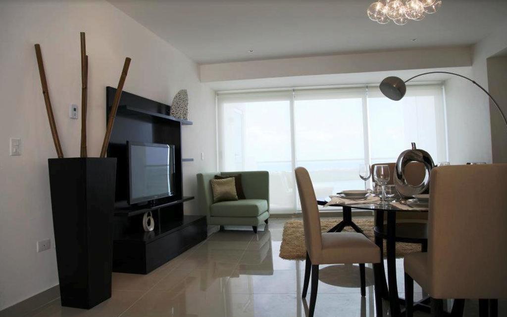 One Bedroom Suite Ocean View