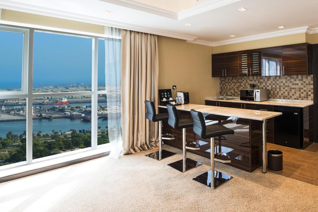 Penthouse Suite,253528213:JPEG