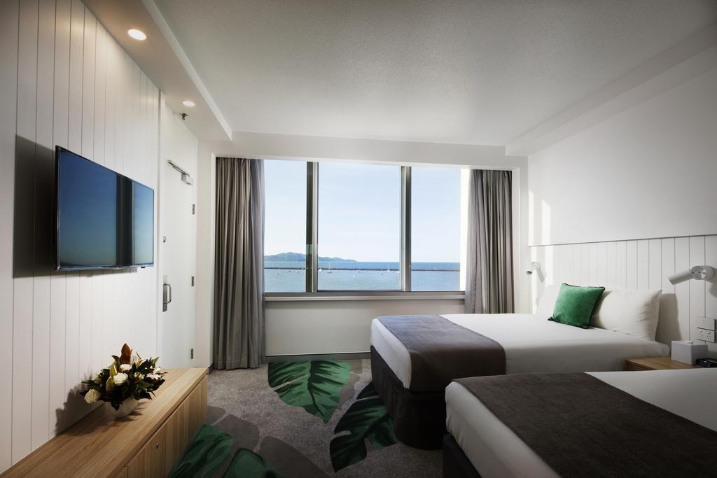 Resort Twin Room with Ocean View