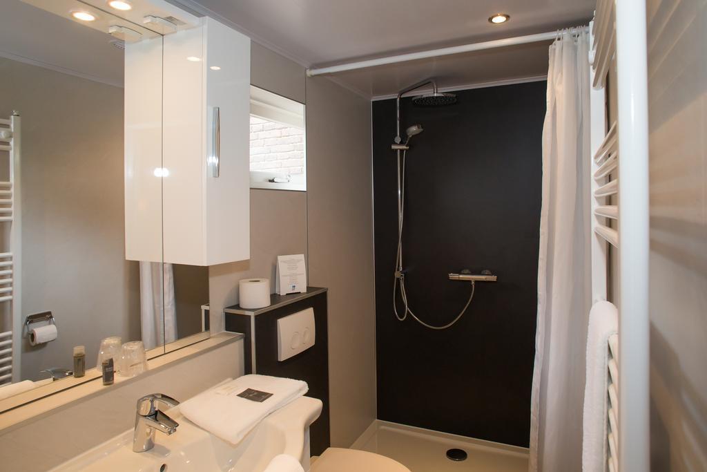Small Single Room