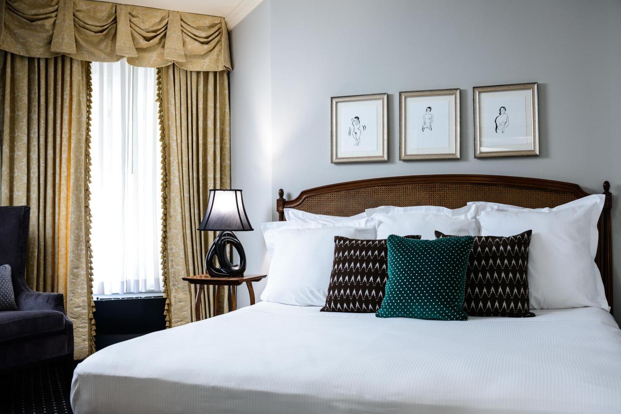 Deluxe King Room,674499978:JPEG