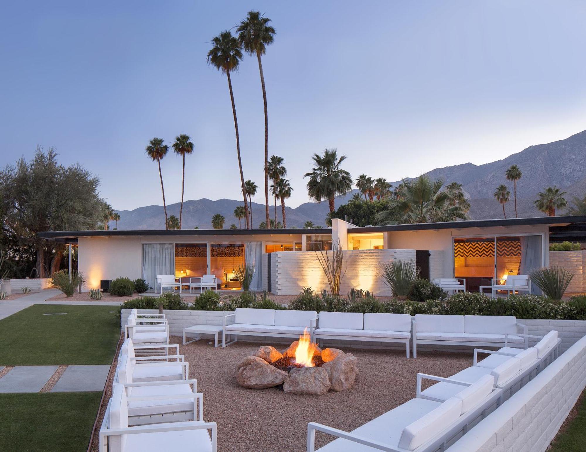 Deluxe Bungalow with Pool View,1132943382:JPEG