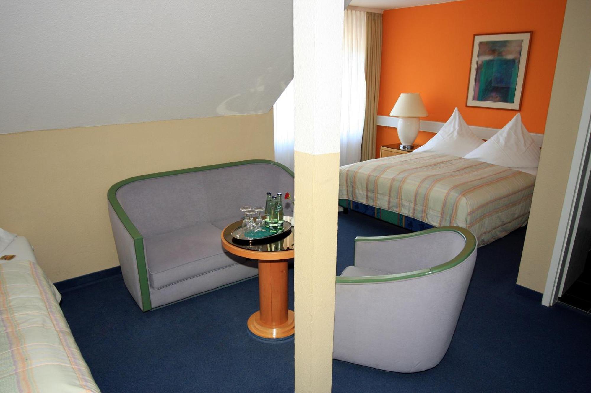 Classic Dreibettzimmer