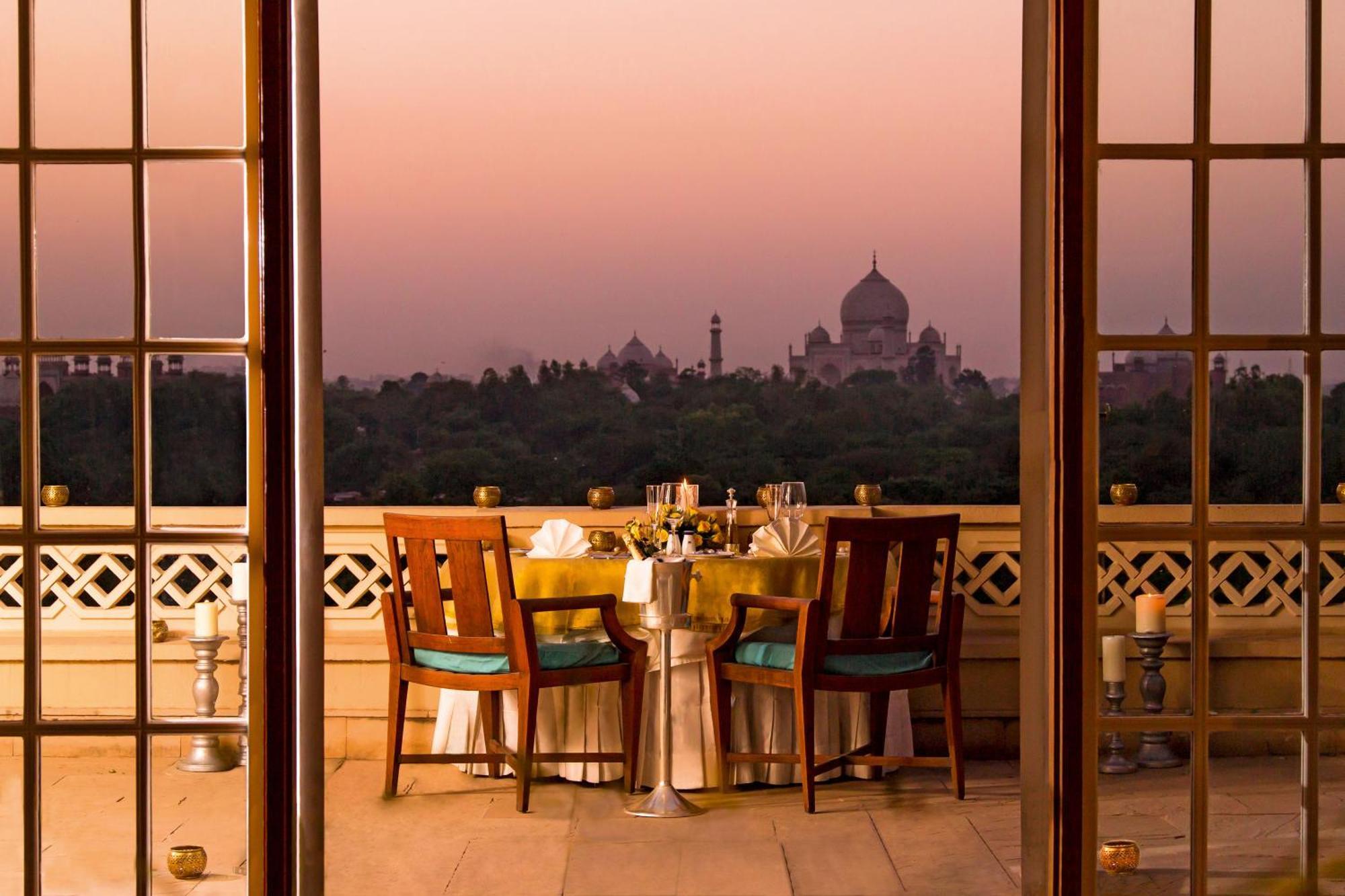 Suíte Deluxe com Varanda e Vista do Taj Mahal