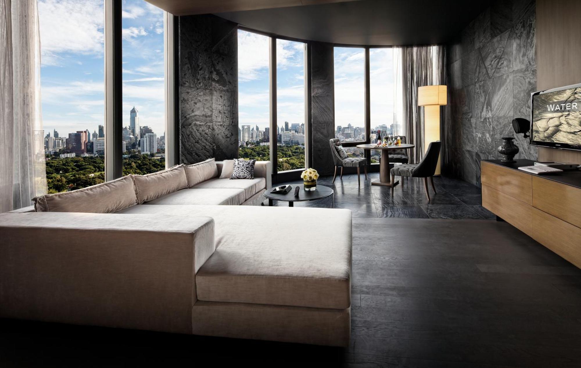 SO Suite with Executive Lounge Benefits