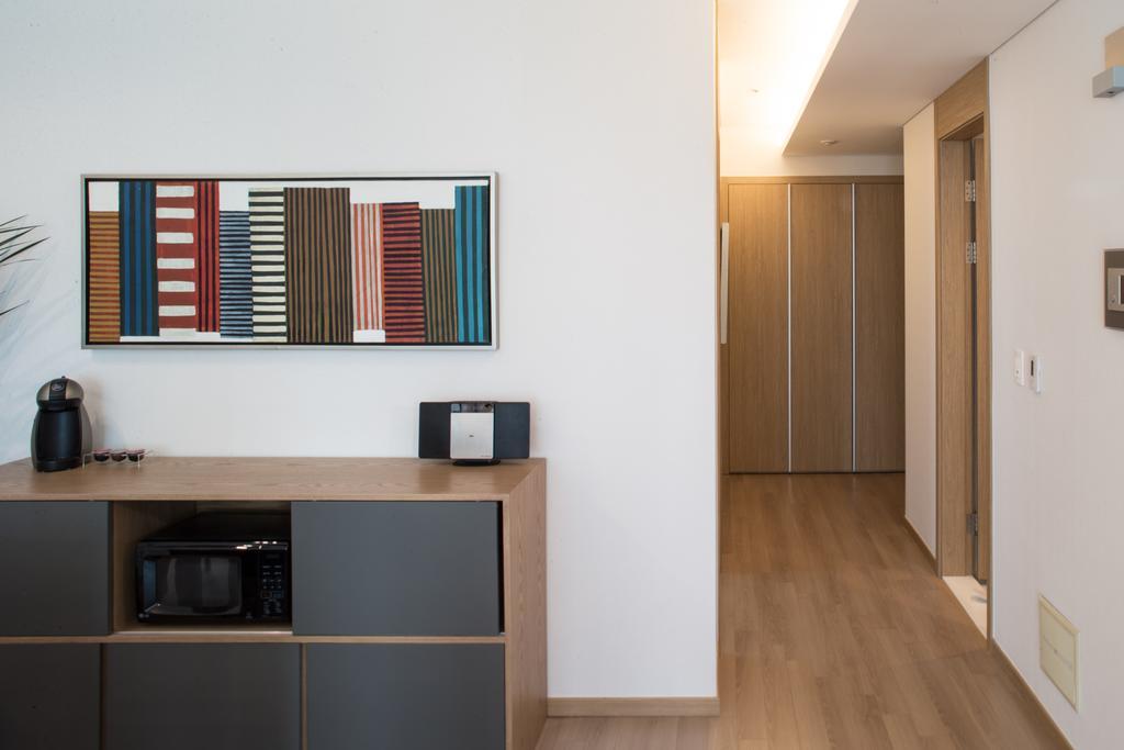 Deluxe Two-Bedroom Apartment