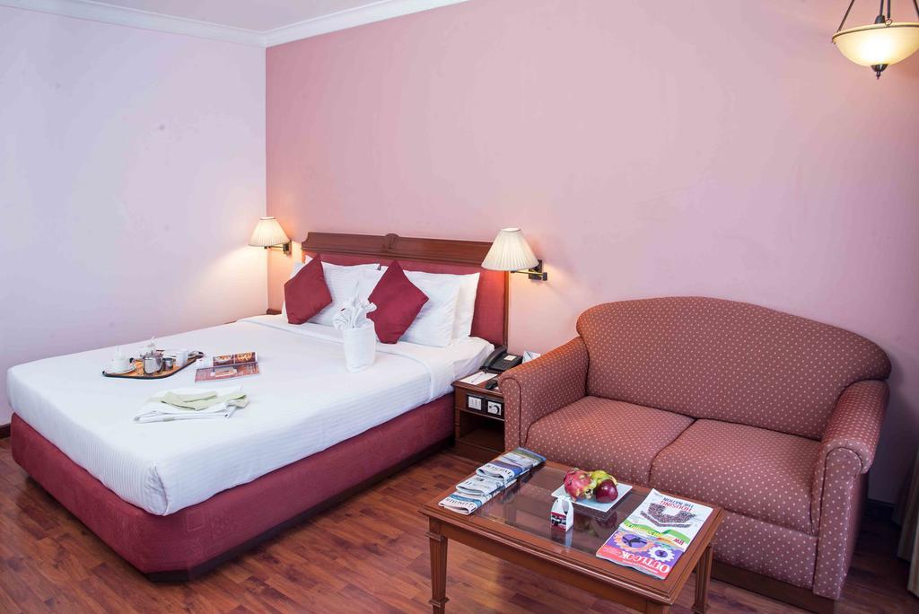 Deluxe Double or Twin Room