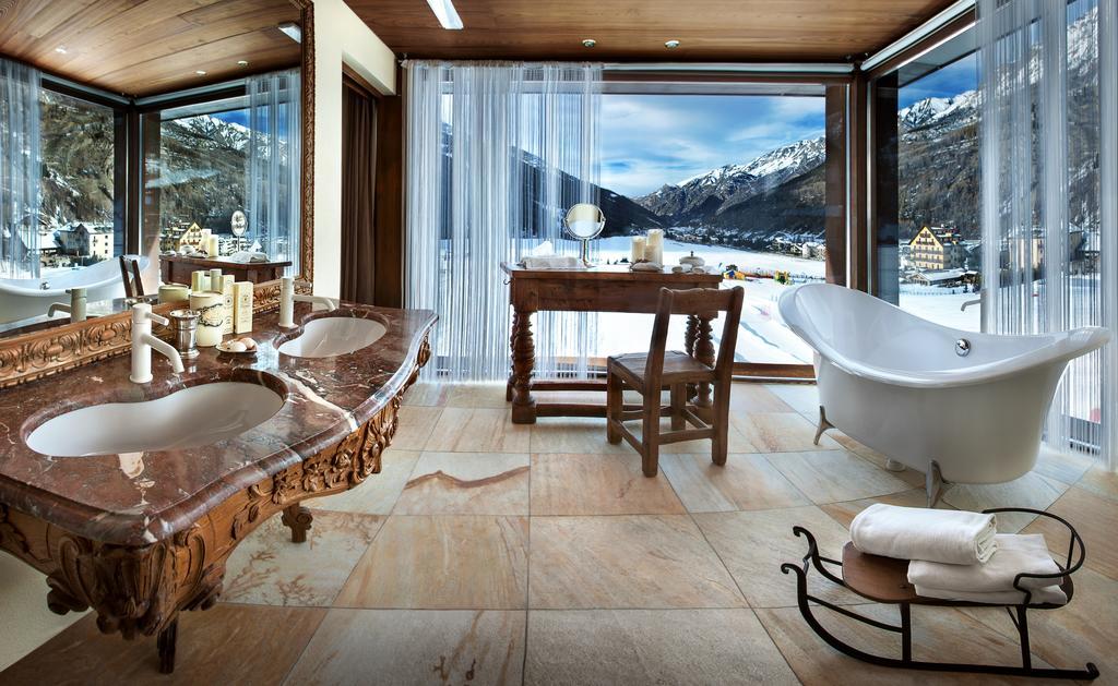 Executive King Suite