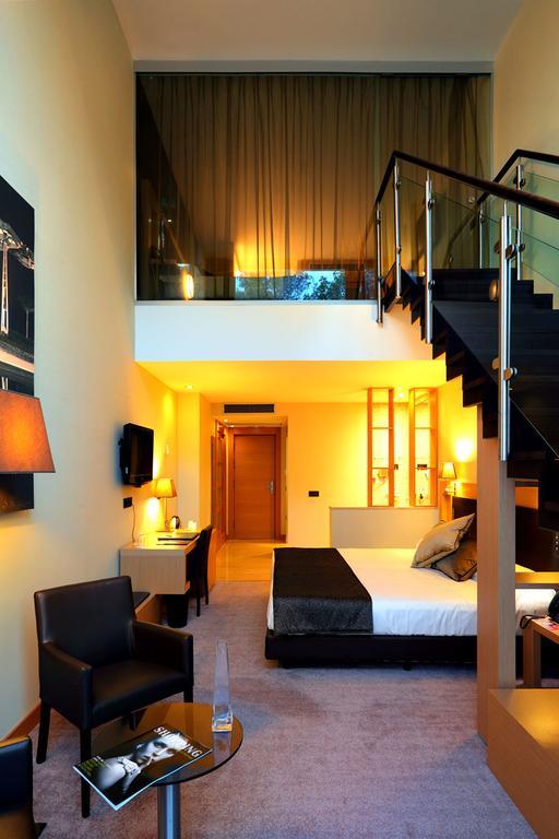 Chambre en Duplex (2 Adultes + 2 Enfants)
