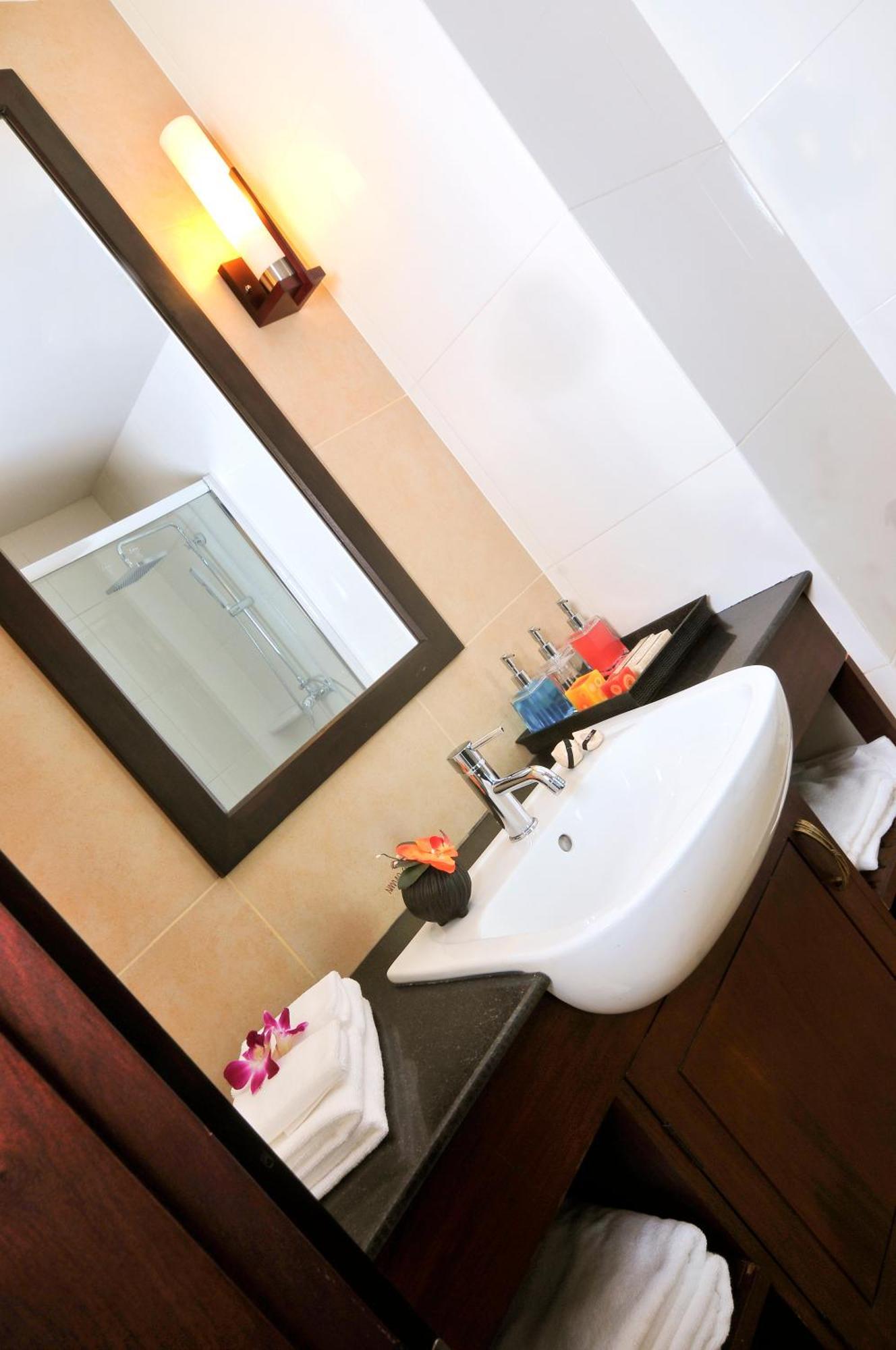 Suite with River View