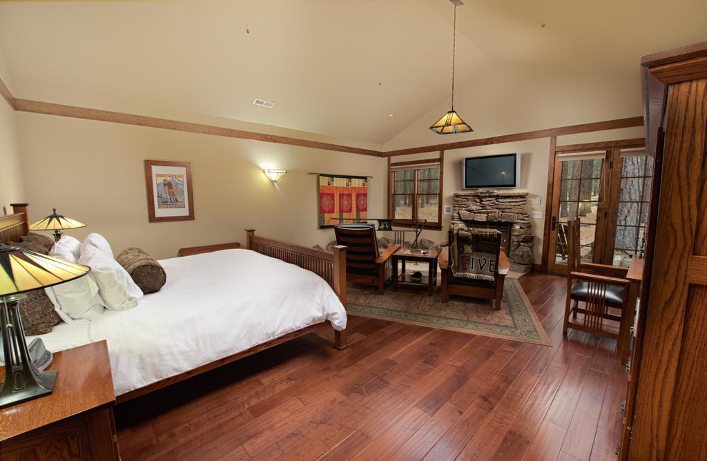 Deluxe Cottage