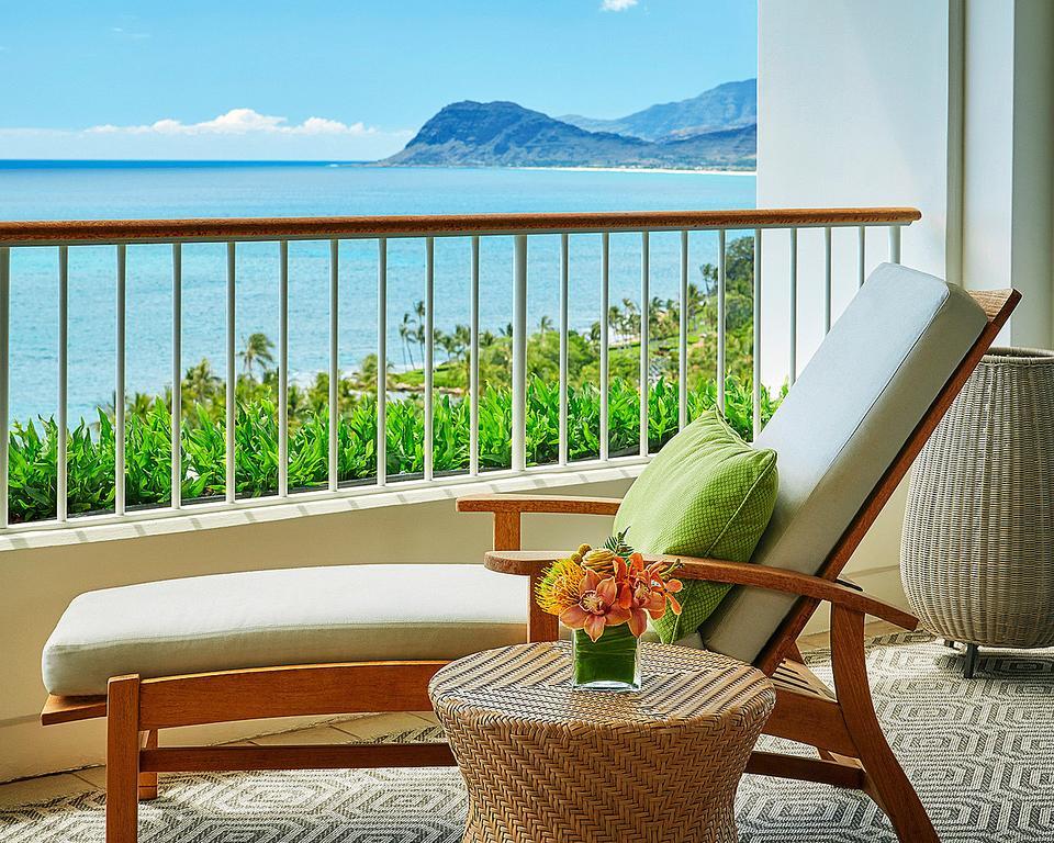 Oceanfront Studio Accessible Suite King