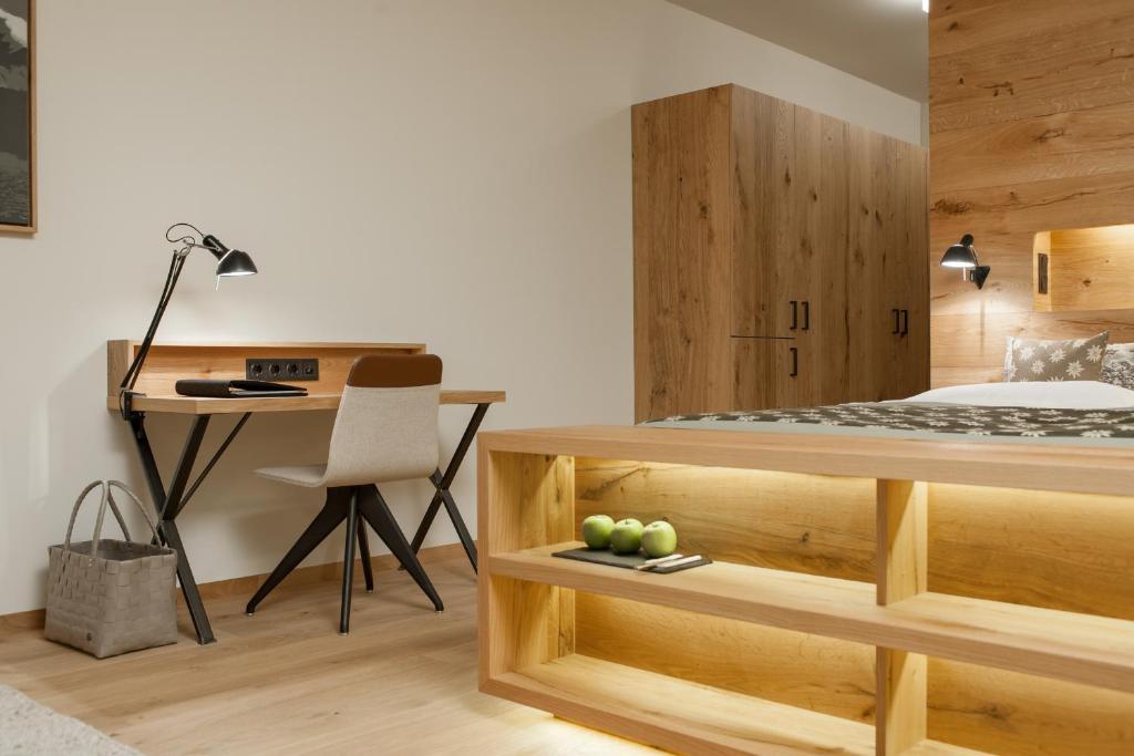 Double Room Alpine Access to the Thermal Spa,683821443:JPEG