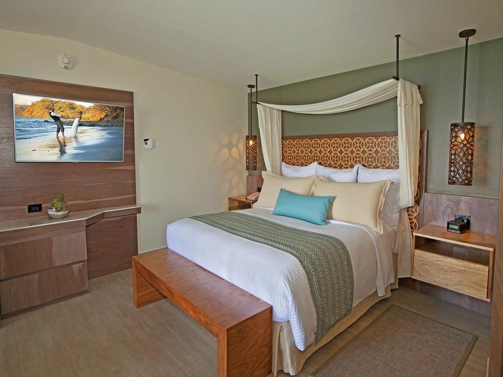 Bungalow Suite King Tropical View