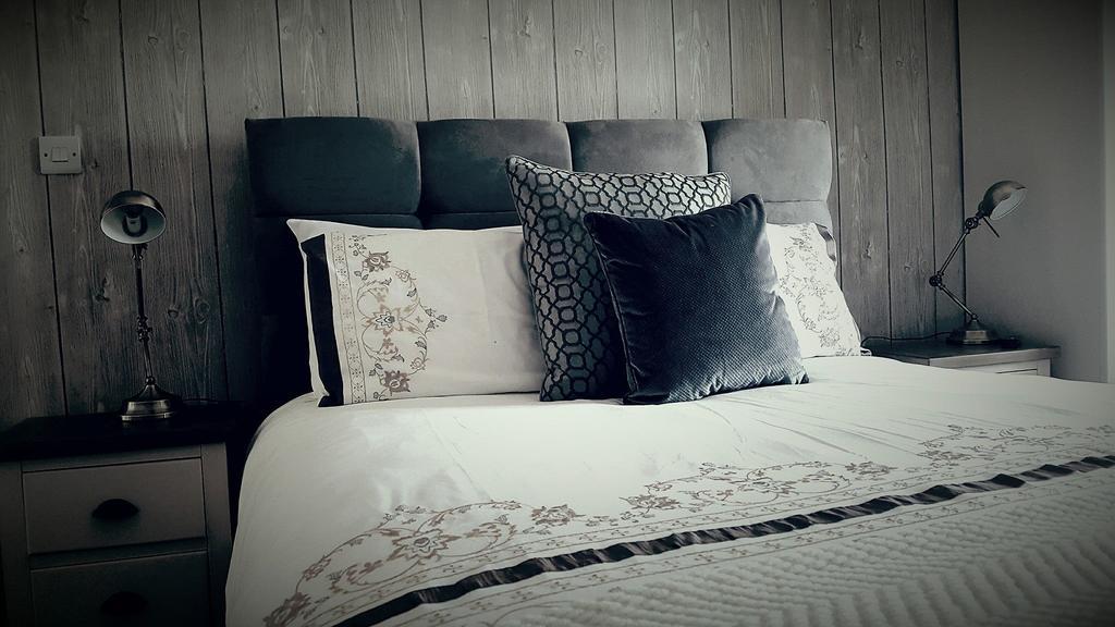 Double or Twin Room with Sea View