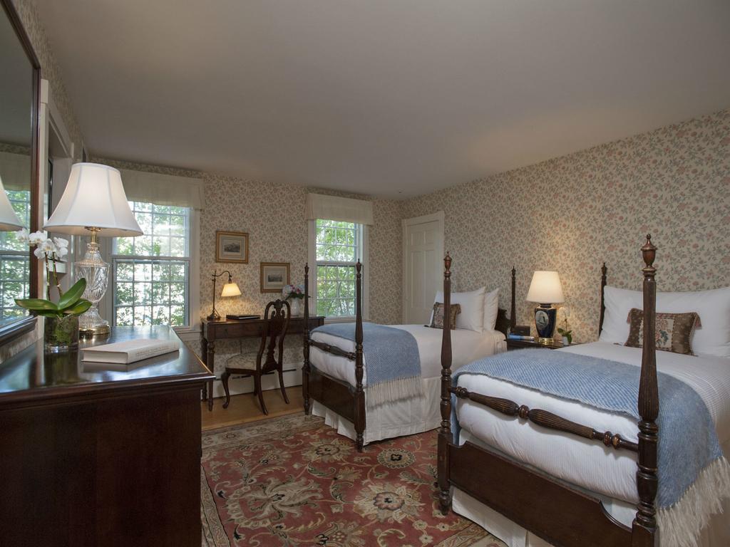 Superior Room Two Twin Beds,1586841337:JPEG