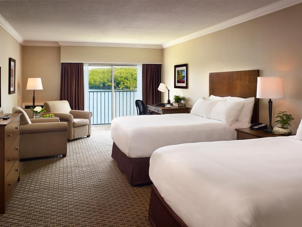 Two Queen Beds - Bayshore Building