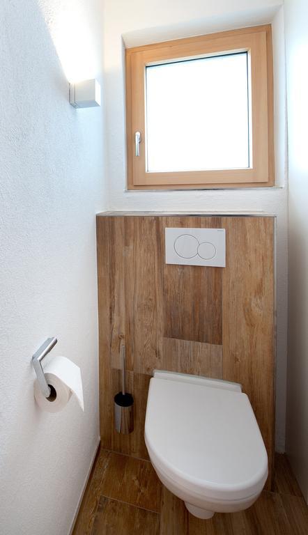Deluxe Doppelzimmer (2 Erwachsene & 1 Kind)