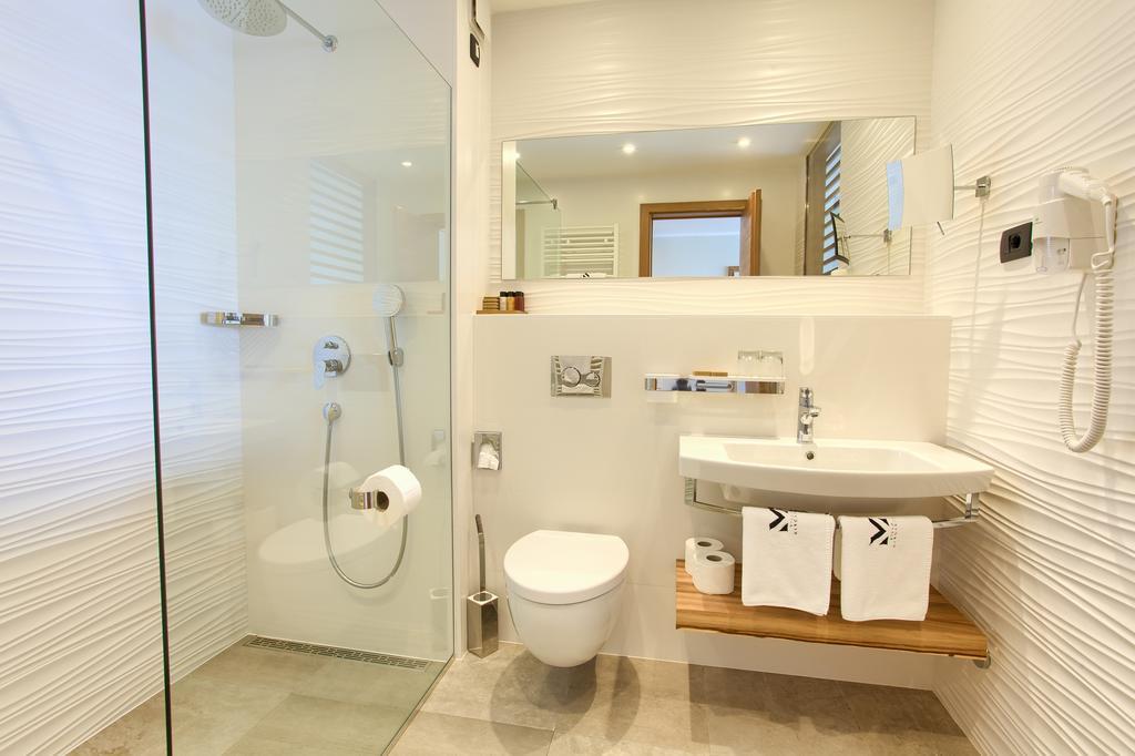 Chambre Double Confort Plus Annexe (A2+1)