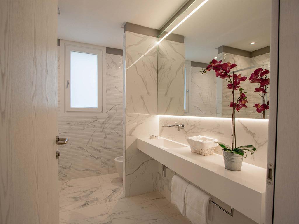 Suite con Terrazza e Vista Lago