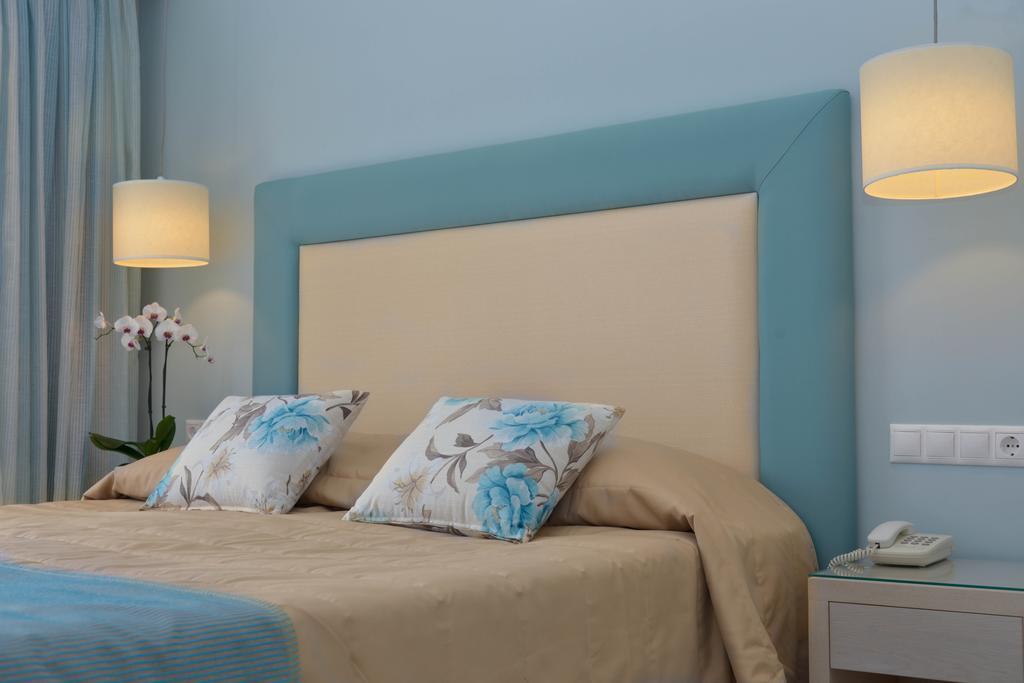 Premium Partial Sea View