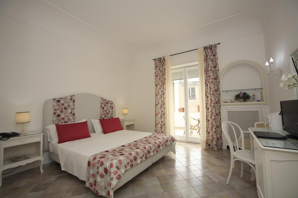 Superior Double Room with Terrace