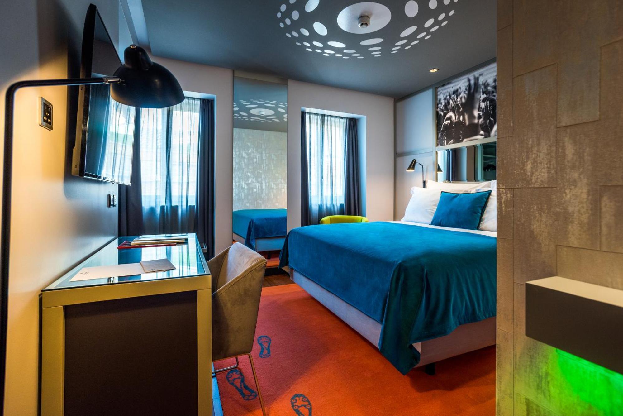 CR Double Room,709714837:JPEG