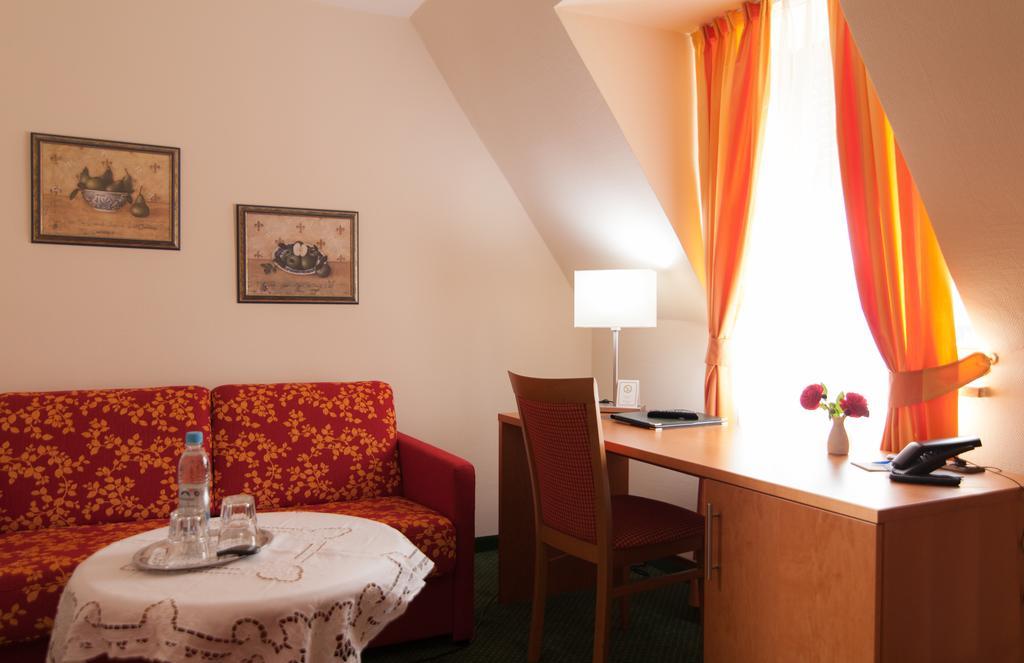 Dreibettzimmer