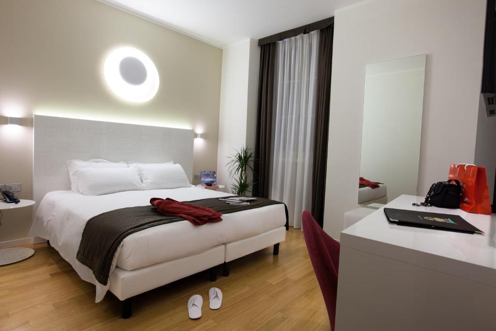 Deluxe Double Room,66303670:JPEG