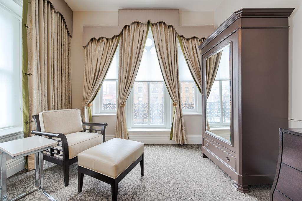 Victorian Room,424921104:JPEG