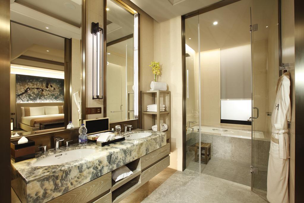 Premier Family Suite
