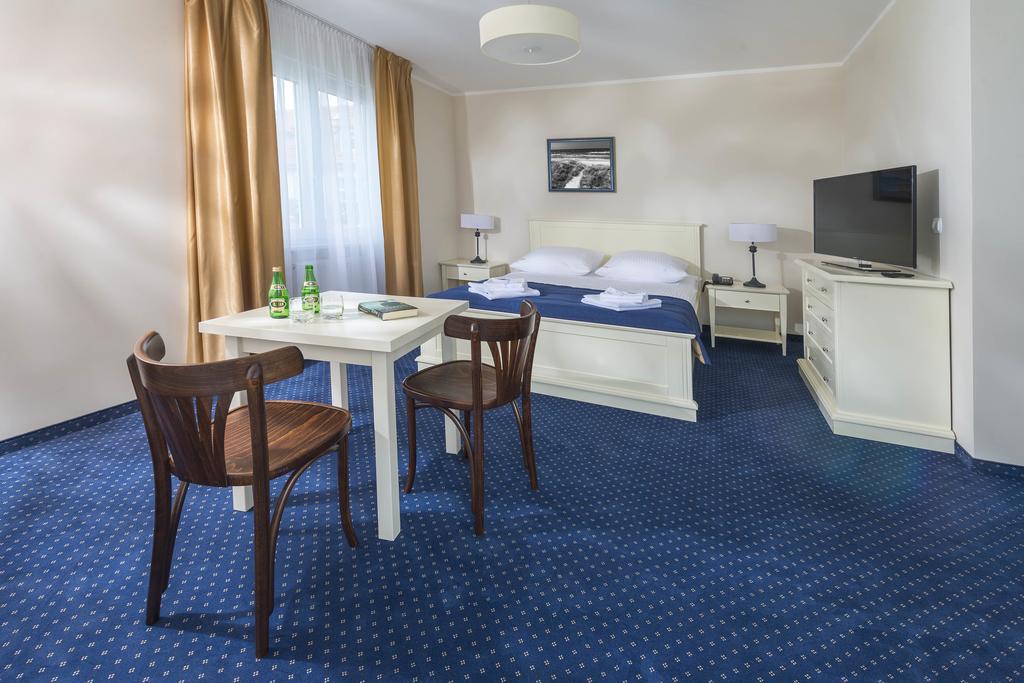 Comfort Dreibettzimmer mit Balkon