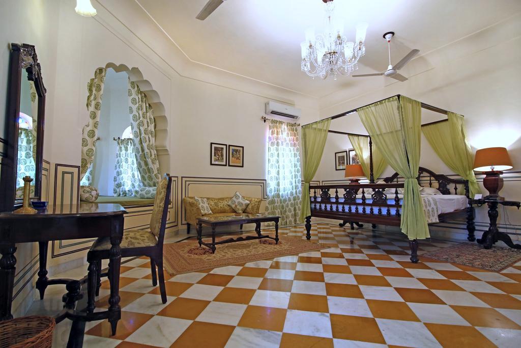 Super Deluxe Double Room