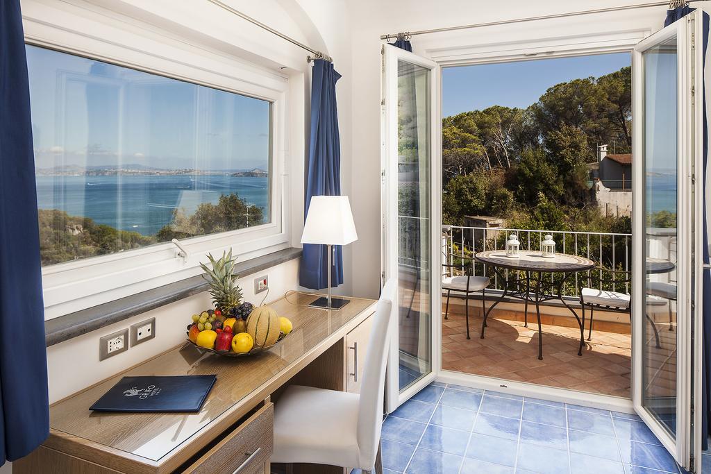 Luxury Double Room Frontal Sea View,448392411:JPEG