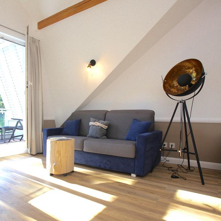 Seaside Gallery Suite