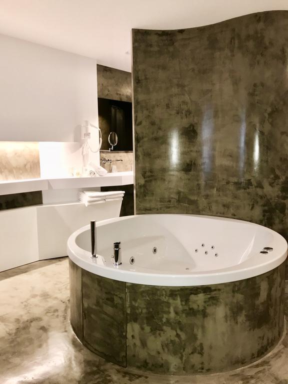 Deluxe Double Room Spa Bath