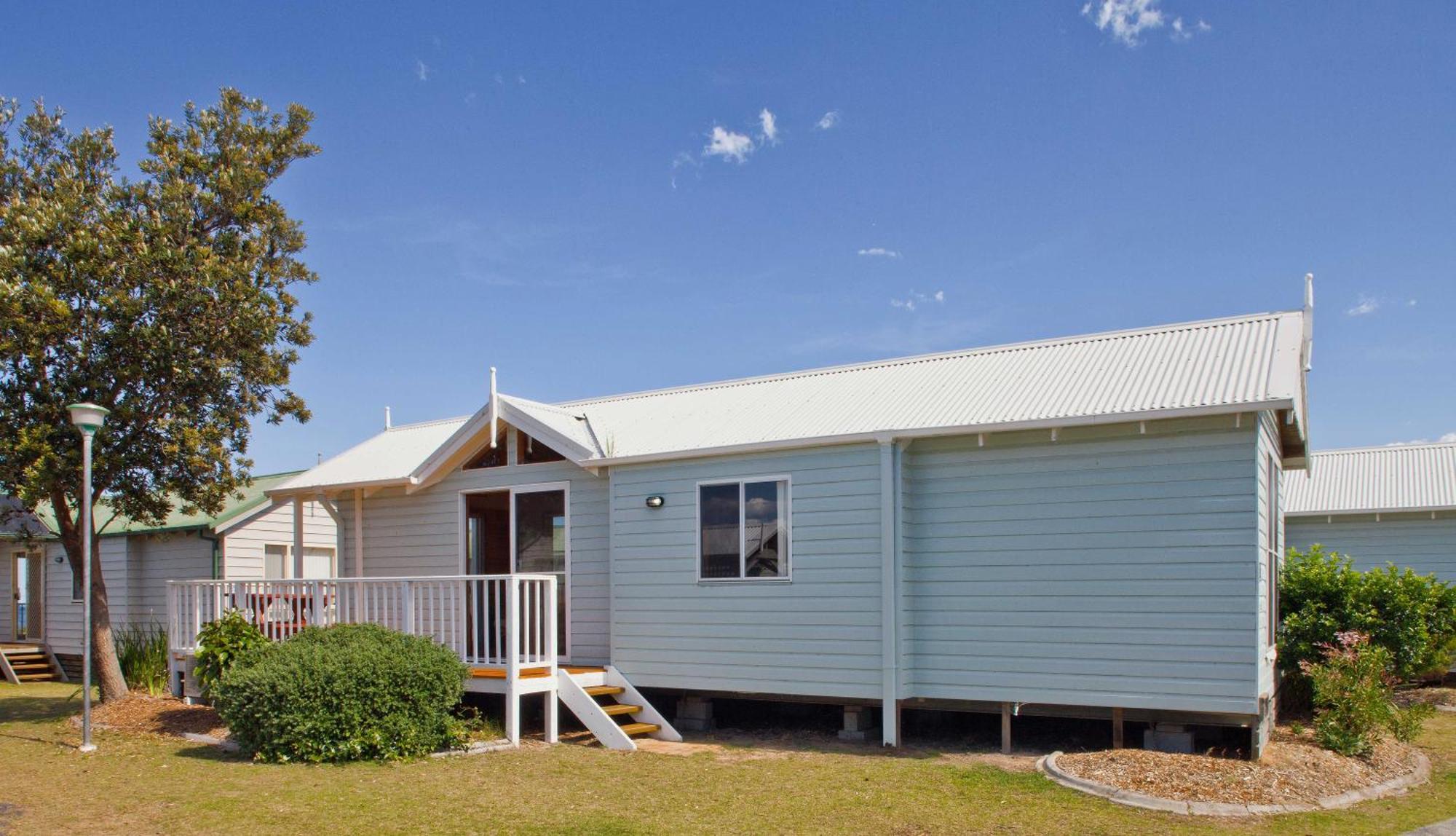 Two Bedroom Garden View Queen + Single