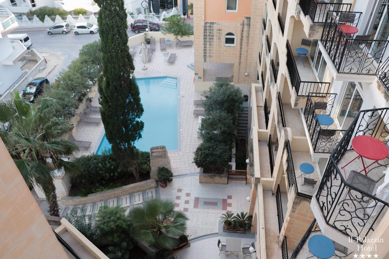 Superior Double or Twin Room with Balcony and Pool View