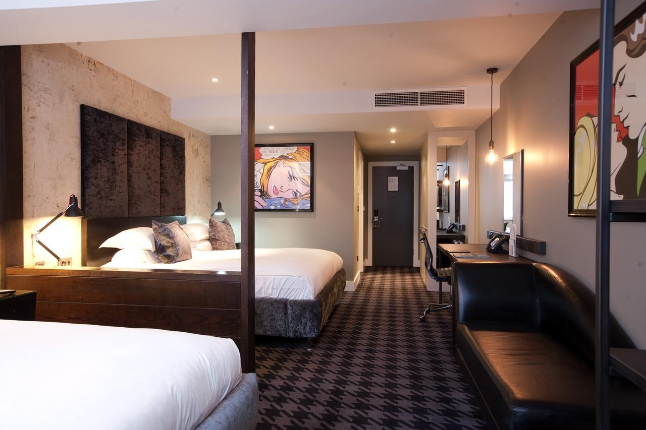 Club Deluxe Double Double
