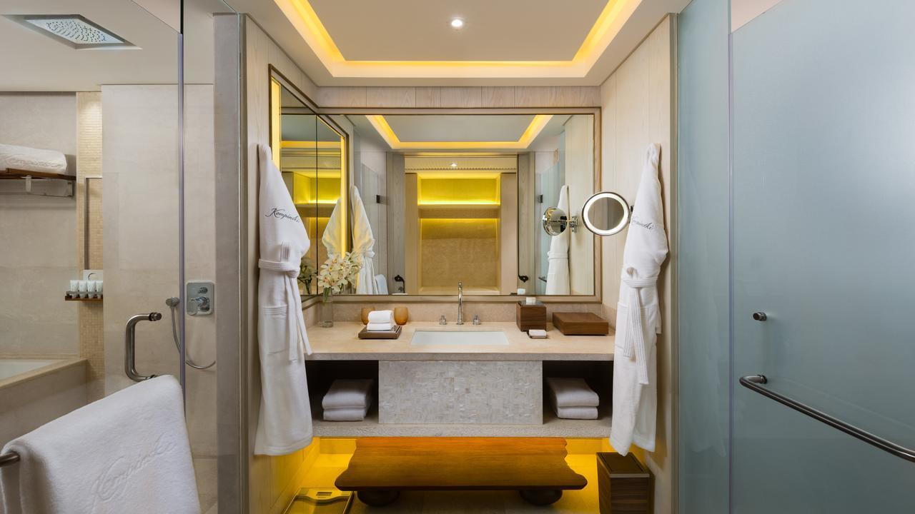 Deluxe Twin Room with Sea View